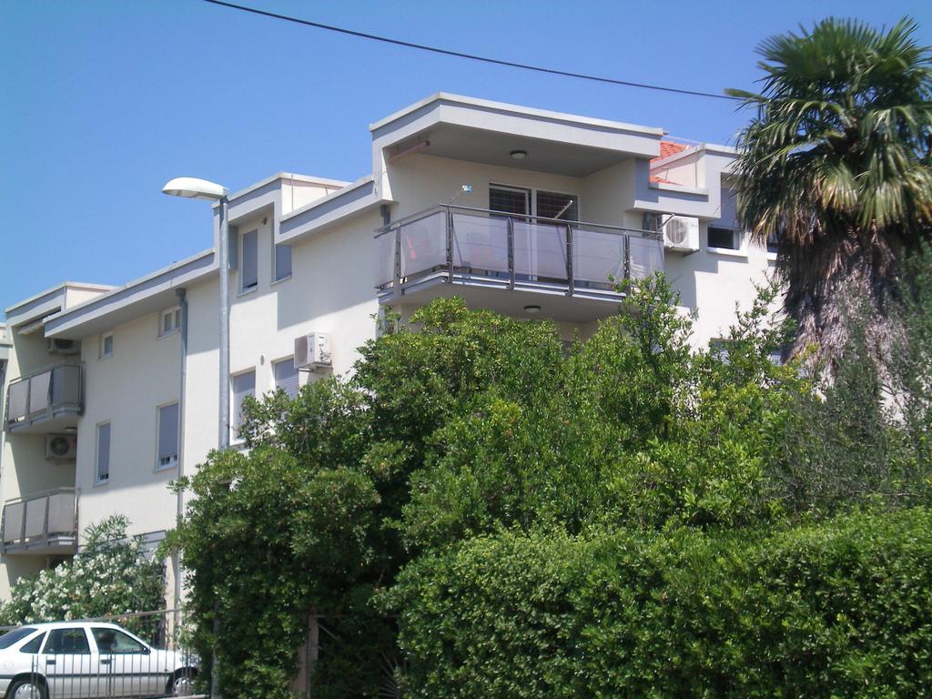 Apartment Tin Kastela Exterior photo